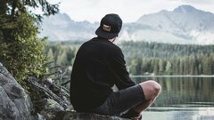 Сколько нужно спать, чтобы замедлить старение? Ученые дали ответ