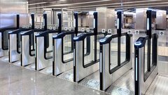В московском метро появились турникеты с виброоткликом