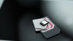 Треть россиян с eSIM подключает три и более номера