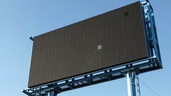 «Яндекс Поиск» запустил интерактивную уличную рекламу