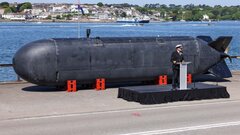В Британии создали сверхбольшой подводный дрон XV Excalibur