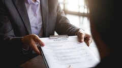 Россиянам объяснили, как ИИ может улучшить резюме